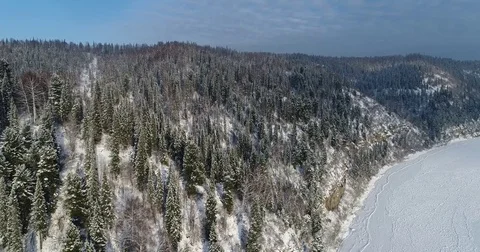 The river froze Stock Footage 83181311