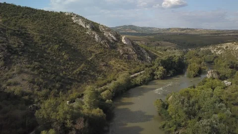 River in a green valley Stock-Footage 129290670