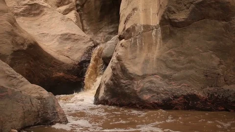 River grown with water between rocks, Valle, Tucuman, Amaicha, Argentina 스톡 동영상 123799466
