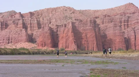 River Hike 6 Stock-Footage 919510