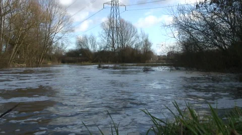 River Kennet 03 Stock Footage 33876691
