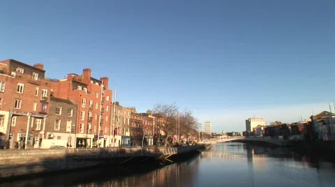 River Liffey Quayside Stockbeeldmateriaal 396993