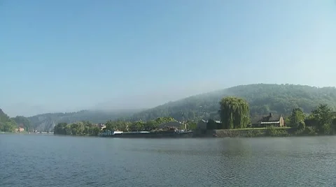 River in the morning light 動画素材 8651762
