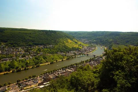 River the Mosel through the Eifel Valley Foto stock
