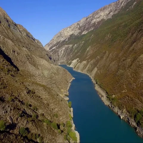 River in Mountians 스톡 동영상 69551276