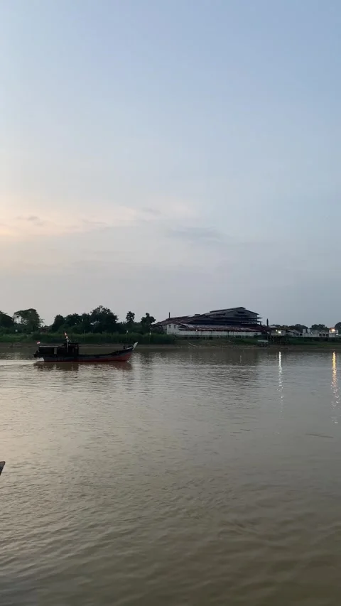 River with murky water Stock Footage 276569605