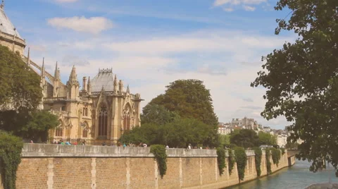 River next to the Notre Dame in Paris Stock Footage 40225799