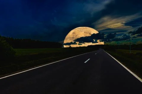 River at night with fog Stock-Illustration