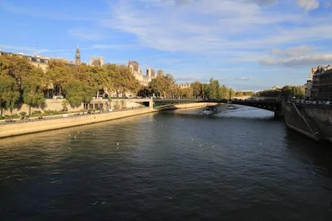 River paris Stock Photos