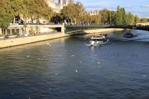 River paris Stock Photos