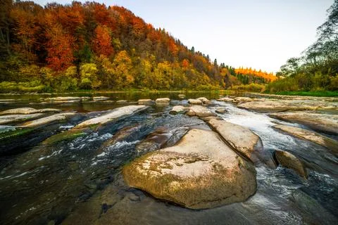 River rapids with autumn forests on banks Stock-Fotos