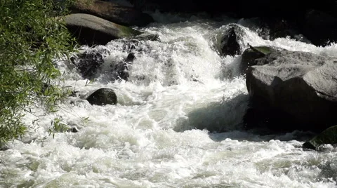 River Rapids in Slow Motion 動画素材 65428582