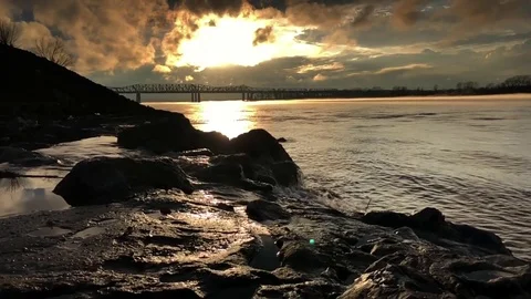 River rock sunset 스톡 동영상 84658754