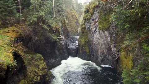 River in rocky valley Stock Footage 111114278