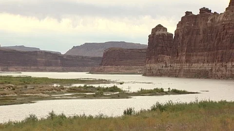 River Running Along Cliffs in Utah Stock Footage 93662208