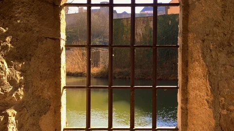 River scene behind the fence Stockbeeldmateriaal 87084367