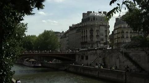 The River Seine &amp; the left bank. Stock Footage 1216826