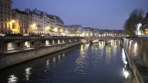 The River Seine in Paris in the evening Stock Footage 45095793