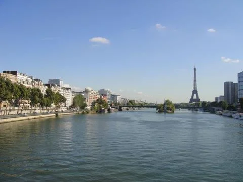 River Seine with view of Eiffel Tower Stock Photos