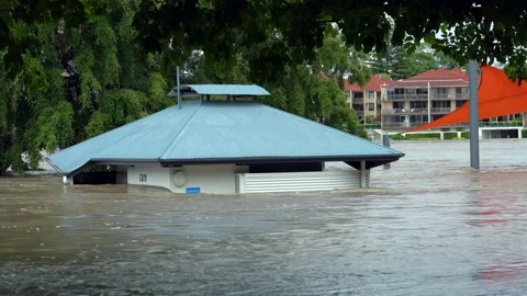 River side park flooded after the heavy rain in West End, Brisbane, Australia Stock Footage 196389374