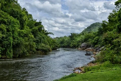 River side  Stockfoto's
