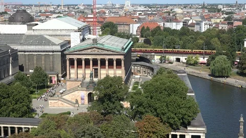 River Spree aerial view Vídeo Stock 99972696