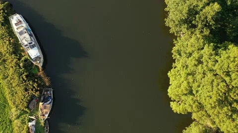 River Thames birds eye tracking shot Stock Footage 139305122