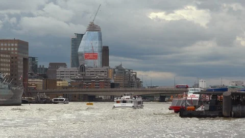 River Thames, London Stock Footage 95934780