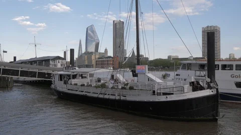 River Thames, London Stock Footage 108121571