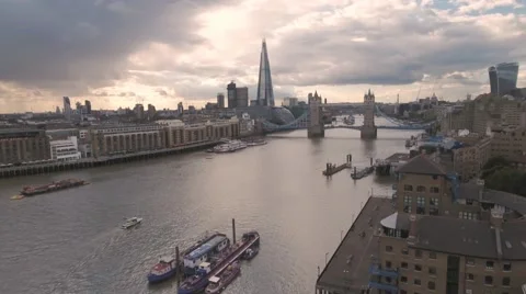 The river Thames in London towards Tower bridge and the Shard Stock Footage 68580481