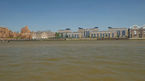 River Thames Pan Left Video stock 91394012