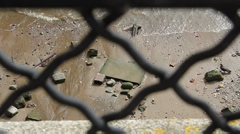 River Thames Through Fence 스톡 동영상 37660621