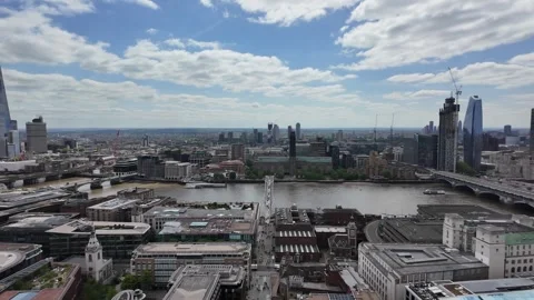 The River Thames view from St. Paul's Catherdral, central urban london landscape Stock Footage 310195689