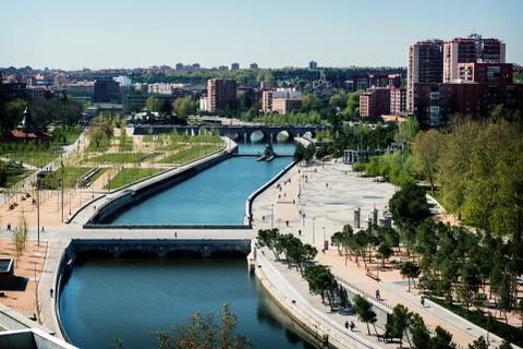 The river through the city Stock Photos