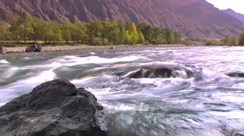 River timelapse Видео 48592634