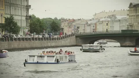 River traffic 動画素材 11597590