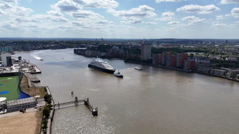 River Traffic London Stock Footage 341319408