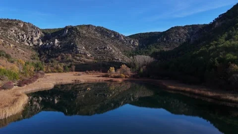 River Valley with Clear Water Meadow Rock Formations Alto Tajo Spain 動画素材 337718463