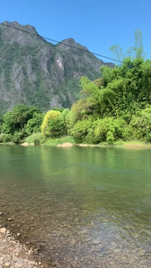 River in Vang Vieng 動画素材 343320273