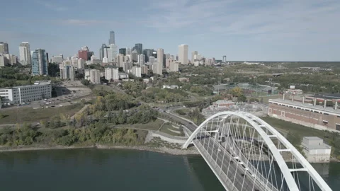 River views over the city Stock Footage 288049137