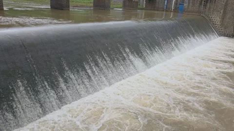 River Water Cascade at a Small Hydro Dam Vídeo Stock 328279318