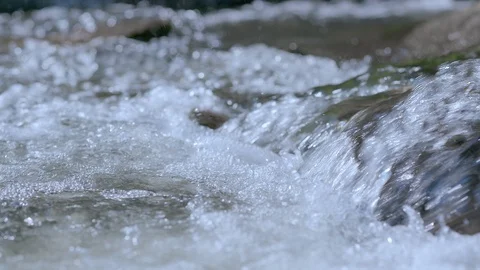 River water flowing slowmotion Video stock 92500144