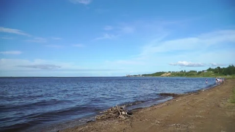 River waves splash on the river bank Stock Footage 140382516