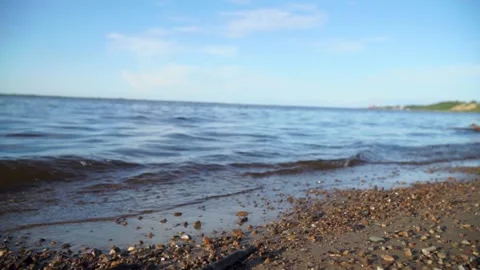 River waves splash on the river bank Stock-Footage 140382697