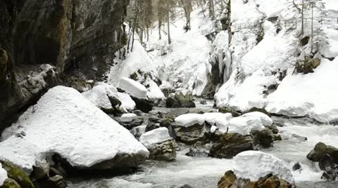 River in the winter 스톡 동영상 10887592