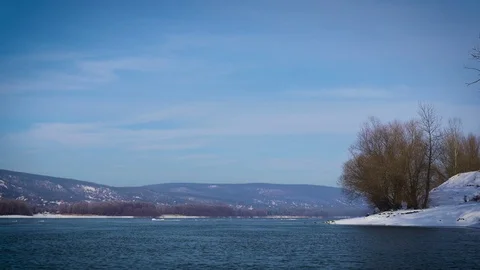 River in the winter 스톡 동영상 71841884