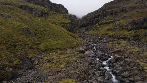 River_rocks_mountain Video stock 313273972