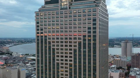 Riverfront office tower at the foot of Canal Street Vídeo Stock 111478576