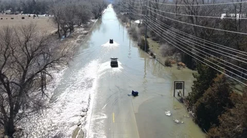 Rivers in Nebraska, watching the flooding. Stock Footage 149710440
