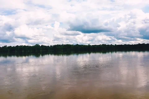 Riverside 動画素材 167199101